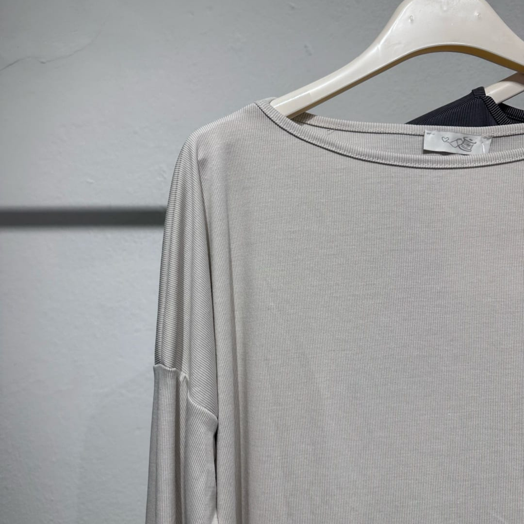 Florence Relaxed Top
