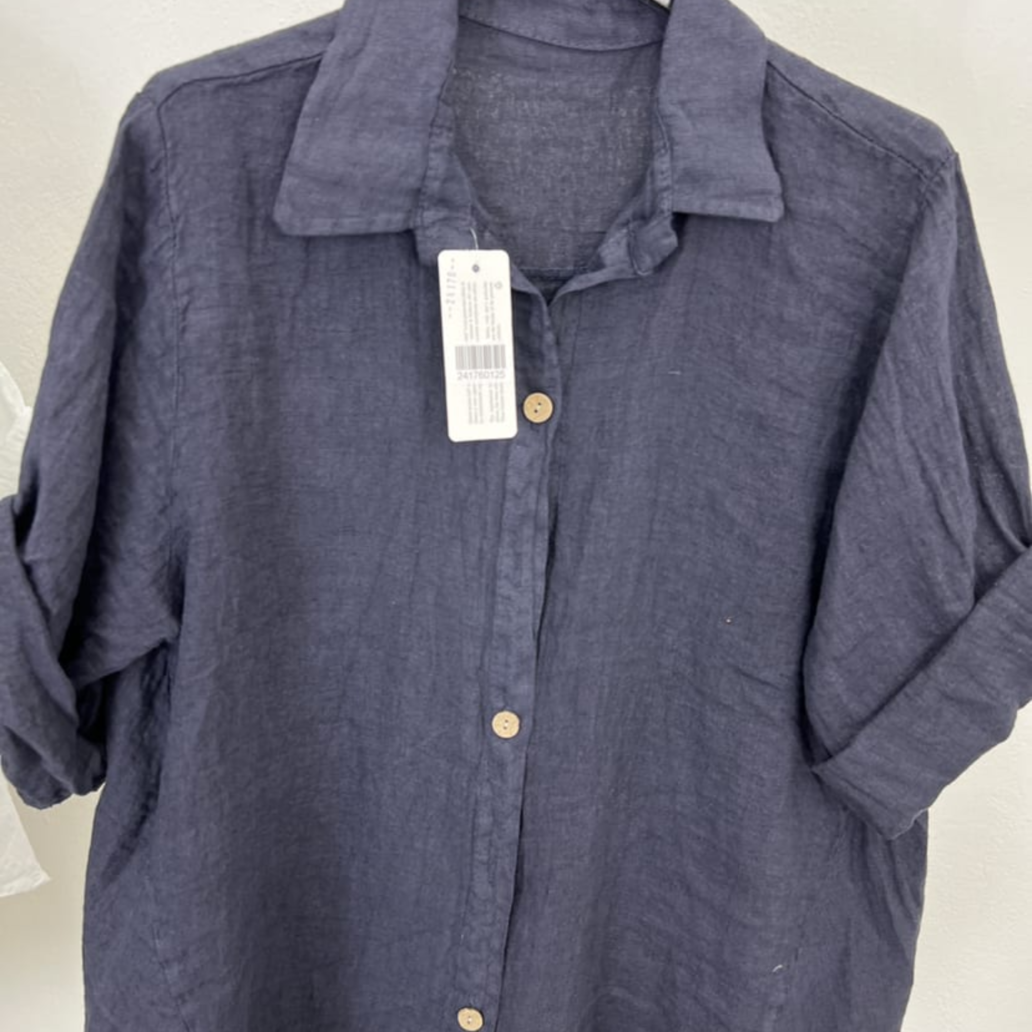 100% Linen Button-Up Shirt